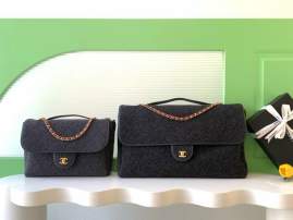 Picture of Chanel Handbags _SKUfw239841173fw